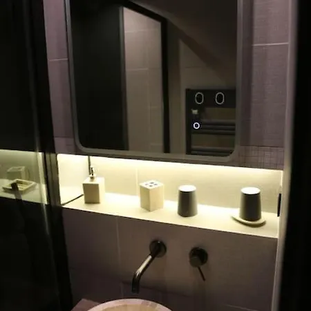 Val Tho - New - In - Near Slalom