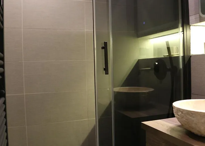 Val Tho - New - In - Near Slalom Val Thorens